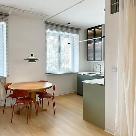 Apartament Wisniowy Dziedziniec Self Check-in Daire