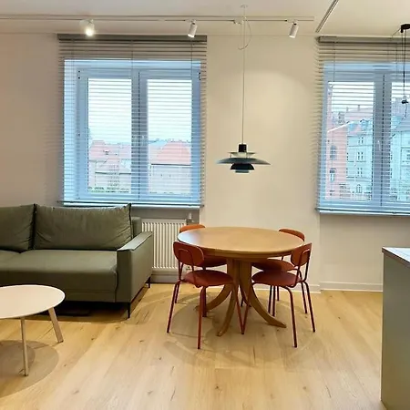 Daire Apartament Wisniowy Dziedziniec Self Check-in Poznan
