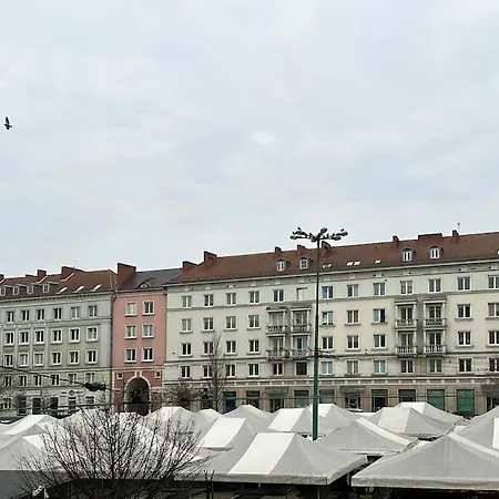 Daire Apartament Wisniowy Dziedziniec Self Check-in Poznan