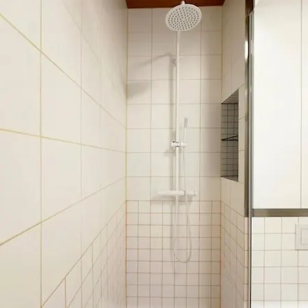 Daire Apartament Wisniowy Dziedziniec Self Check-in *